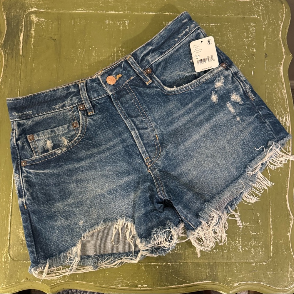 Free People indigo denim cutoffs Size 27 brand new
